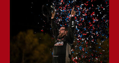 <strong>WESTFALL SHOCKS & AWES WITH RED DIRT WIN, SEAVEY CLINCHES USAC SPRINT TITLE</strong>