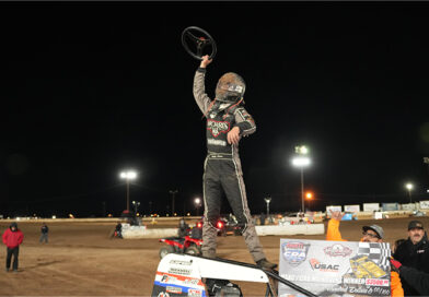 <strong>TWO-IN-A ROW FOR RICKY LEWIS WITH USAC CRA SPRINTS AT IMPERIAL</strong>