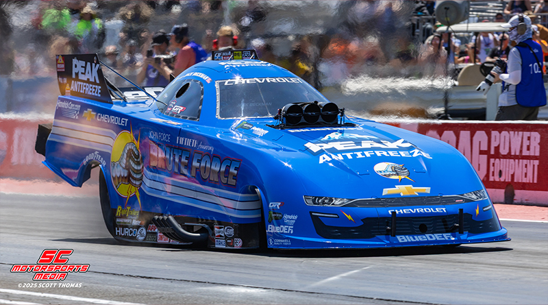 Checker Schuck's Kragen ファニーカー NHRA Nhra Model Car Checker